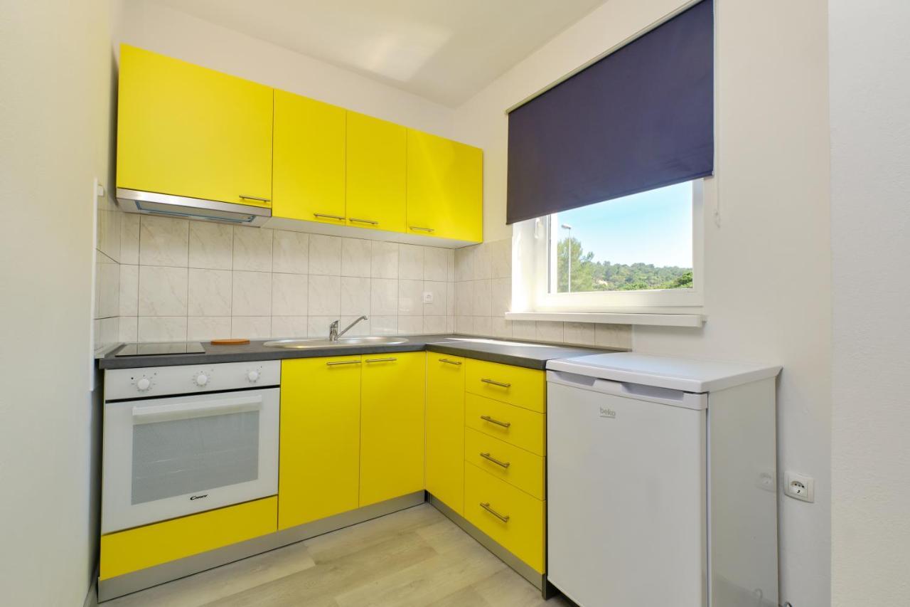 Apartmani Raić Mali Losinj Bagian luar foto